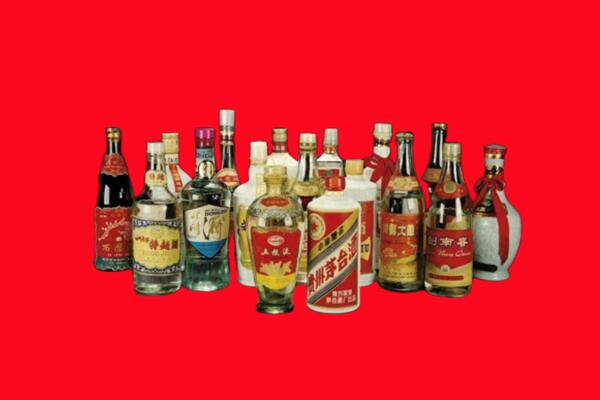黄石回收十八老酒.jpg